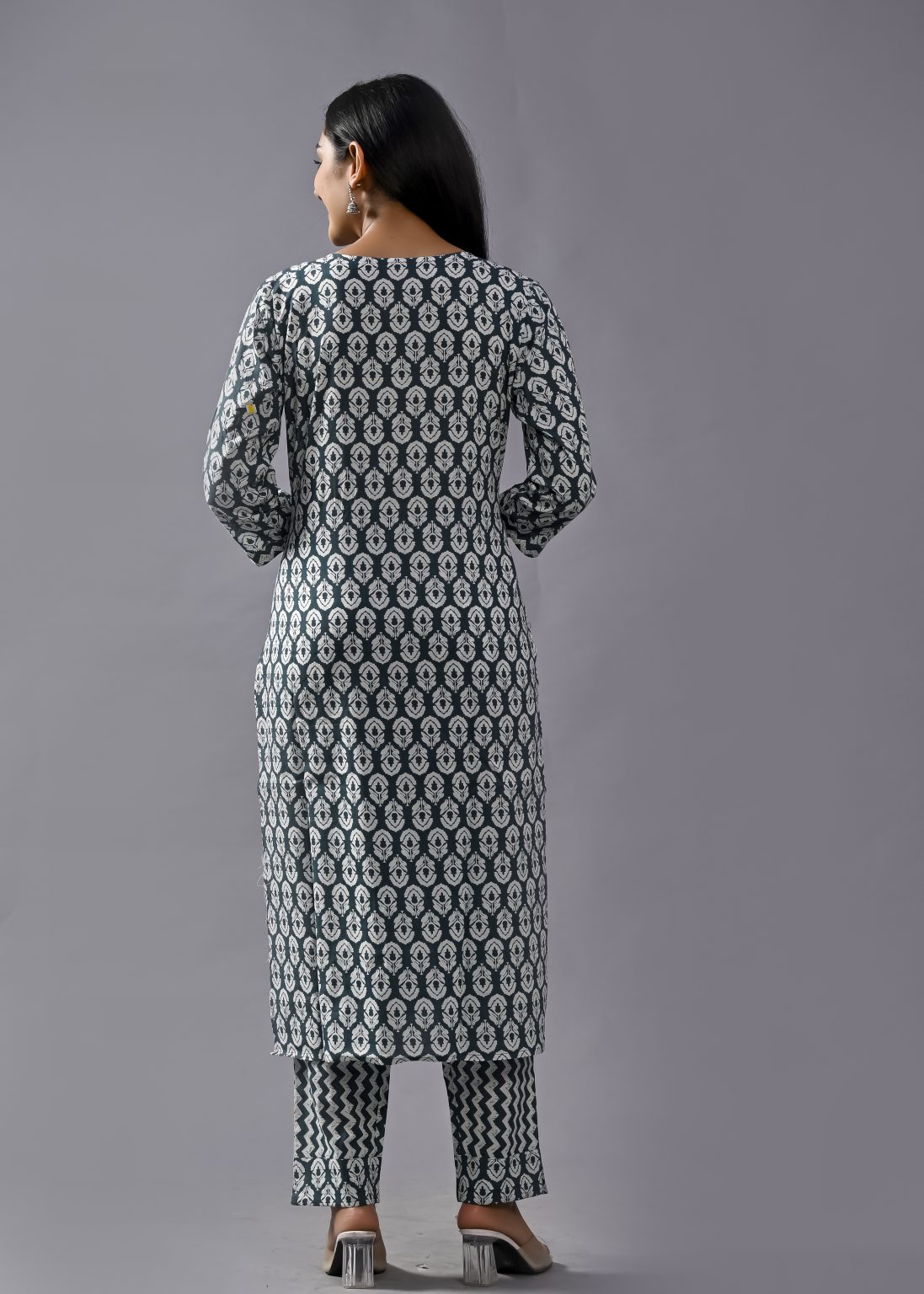 GRAY SUIT - Image 6