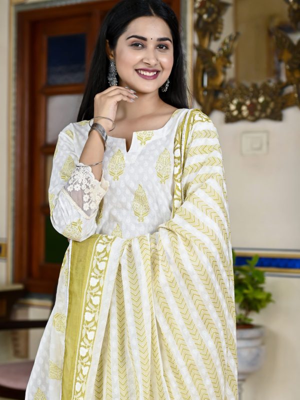 MAIZE OFF WHITE & BLOCK DESIGN PRINTED COTTON KURTA , PANT & DUPATTA