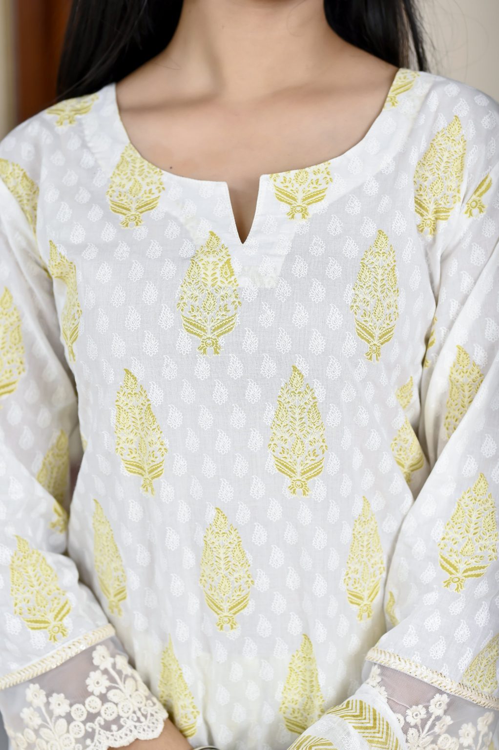 MAIZE OFF WHITE & BLOCK DESIGN PRINTED COTTON KURTA , PANT & DUPATTA - Image 8