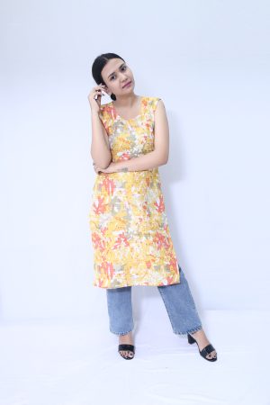 MYSHKA MULTI FLORAL RAYON STRAIGHT KURTI