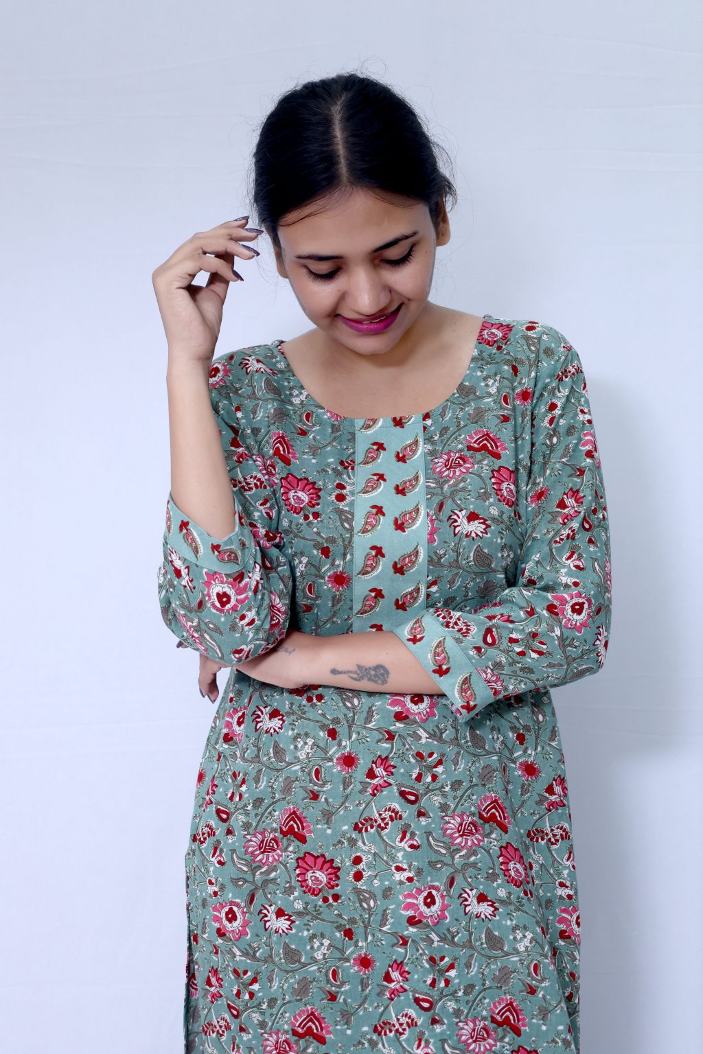 KALAMKARI FLORAL PRINT KURTI - Image 2